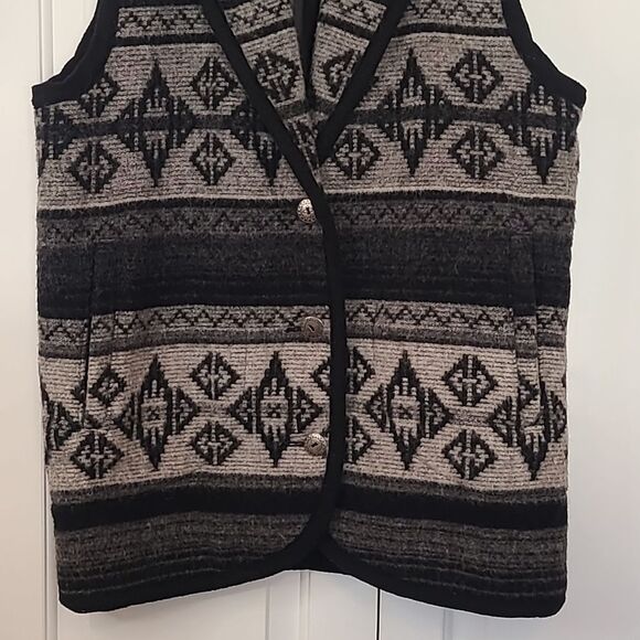 Woolrich Wool Vest Tribal Aztec Navajo Southwestern Print Black & Gray Size M - Picture 5 of 14